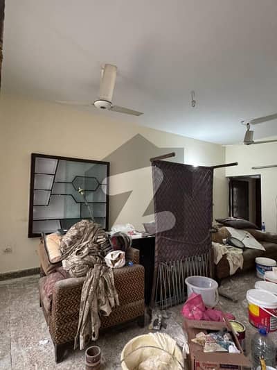 Iqbal Town 10 Marla Single Story House At Chanab Block