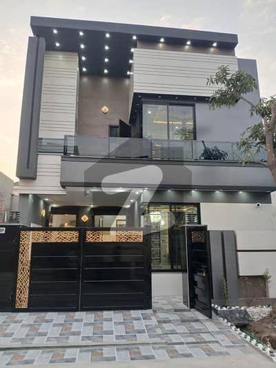 5 Marla ,Builder location 2 units left Investor price. Between Houses