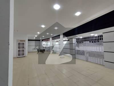 Luxury 400 Sq Yard Dual-Level Residence Prime Gulshan-e-Iqbal 13D-2