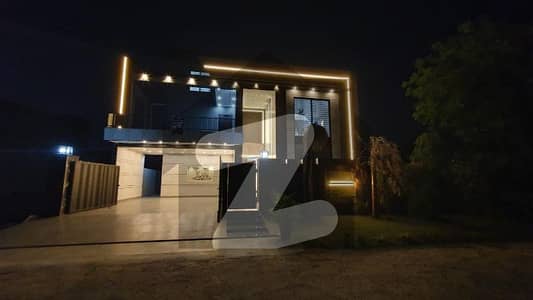 ویلینشیاء ہاؤسنگ سوسائٹی لاہور میں 6 کمروں کا 1 کنال مکان 6.5 کروڑ میں برائے فروخت۔