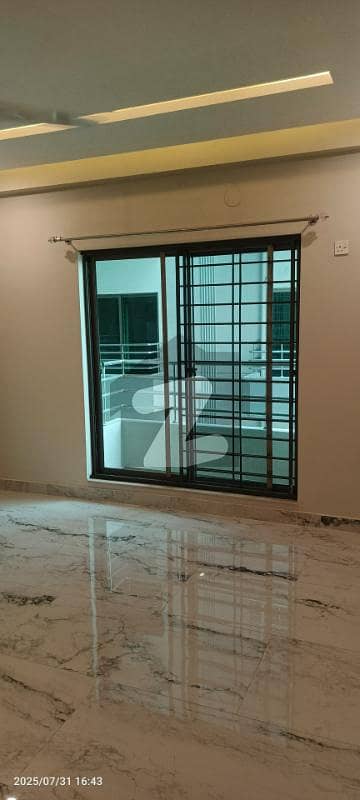 3 bed apartment available for rent