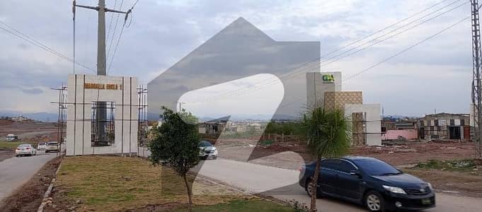 مارگلہ انکلیو مارگلہ ایونیو,اسلام آباد میں 5 مرلہ رہائشی پلاٹ 40.0 لاکھ میں برائے فروخت۔
