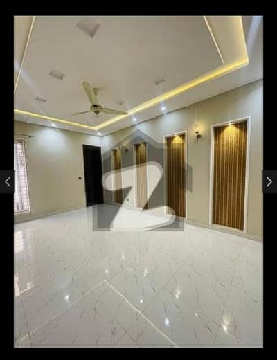 نیسپاک سکیم فیز 2 نیسپاک ہاؤسنگ سکیم,مین کینال بینک روڈ,لاہور میں 3 کمروں کا 1 کنال بالائی پورشن 85.0 ہزار میں کرایہ پر دستیاب ہے۔