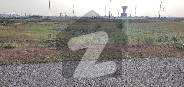 ڈی ایچ اے فیز9 پریزم - بلاک ایل ڈی ایچ اے فیز9 پریزم,ڈی ایچ اے ڈیفینس,لاہور میں 1 کنال رہائشی پلاٹ 2.1 کروڑ میں برائے فروخت۔