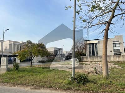 ڈی ایچ اے فیز 5 ۔ بلاک ایم ایکسٹینشن ڈی ایچ اے فیز 5,ڈی ایچ اے ڈیفینس,لاہور میں 10 مرلہ رہائشی پلاٹ 2.0 کروڑ میں برائے فروخت۔