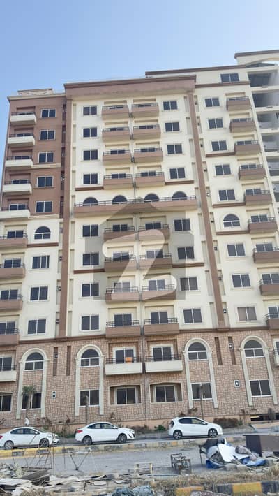 1 Bedroom Flat Available for Sale in Green Heights, Block A B-17 Islamabad. Prime Location, Ideal for Living or Investment. Reasonable Price.