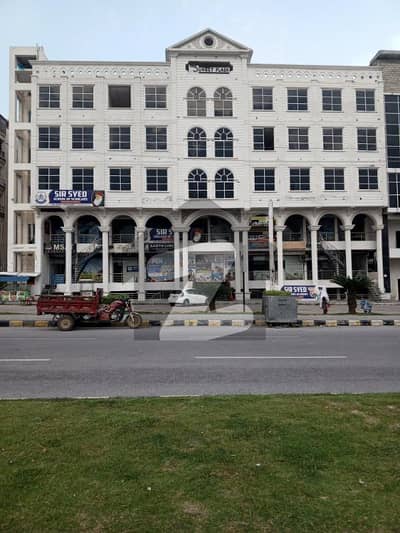 Shop Available For Rent