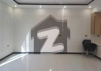 نیا ناظم آباد کراچی میں 3 کمروں کا 5 مرلہ مکان 4.4 کروڑ میں برائے فروخت۔