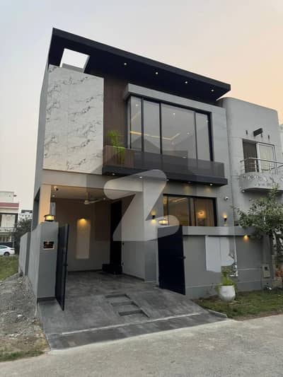 5 MARLA BRAND NEW ULTRA MODERN DESIGN HOUSE FOR SALE IN DHA RAHBER