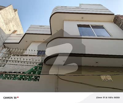 خالد روڈ شیخوپورہ میں 5 کمروں کا 5 مرلہ مکان 2.1 کروڑ میں برائے فروخت۔