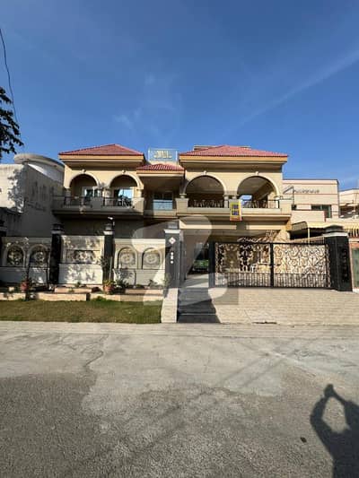 1 Kanal Spanish Design House For Sale In Valancia Town Lahore