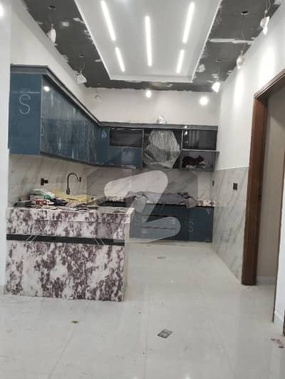 گلشنِ اقبال - بلاک 3 گلشنِ اقبال,گلشنِ اقبال ٹاؤن,کراچی میں 3 کمروں کا 16 مرلہ زیریں پورشن 1.5 لاکھ میں کرایہ پر دستیاب ہے۔