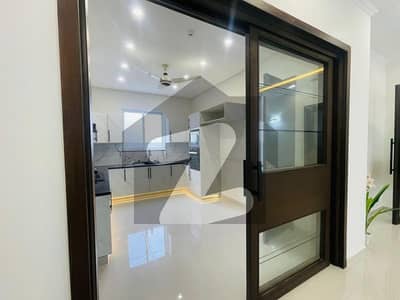 ڈی ایچ اے فیز 6 ڈیفنس (ڈی ایچ اے),لاہور میں 5 کمروں کا 1 کنال مکان 11.5 کروڑ میں برائے فروخت۔