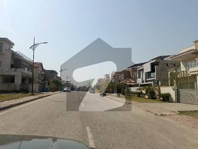 Corner Plot for Sale 8 Marla | Sector J Bahria Enclave Islamabad | Corner Possession & Utilities Paid
