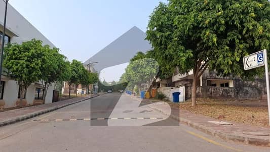 10Marla ideal location with huge green patch and back open plot