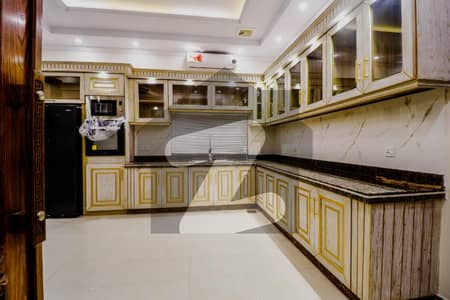 1 Kanal Beautifull Upper Portion For Rent In Dha Phase 4 Near To Park