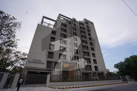 سی بی ڈی پنجاب پی سی بی ڈی ڈی اے مین بلیوارڈ گلبرگ,گلبرگ,لاہور میں 1 کمرے کا 2 مرلہ فلیٹ 2.5 کروڑ میں برائے فروخت۔