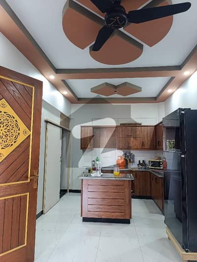 کیپٹل کوآپریٹو ہاؤسنگ سوسائٹی سکیم 33 - سیکٹر 35-اے,سکیم 33,کراچی میں 3 کمروں کا 6 مرلہ فلیٹ 1.9 کروڑ میں برائے فروخت۔