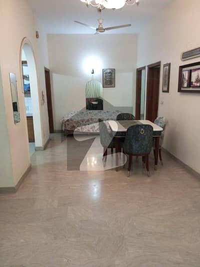 ڈی ایچ اے فیز 4 ڈی ایچ اے ڈیفینس,کراچی میں 4 کمروں کا 12 مرلہ مکان 7.5 کروڑ میں برائے فروخت۔