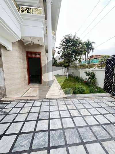 Renovated Full House Available For Rent in G10