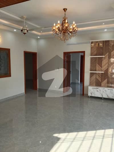 ایف ۔ 11 اسلام آباد میں 3 کمروں کا 1 کنال زیریں پورشن 2.0 لاکھ میں کرایہ پر دستیاب ہے۔