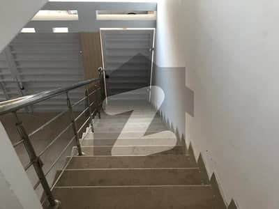 گلستانِ جوہر کراچی میں 3 کمروں کا 10 مرلہ بالائی پورشن 95.0 ہزار میں کرایہ پر دستیاب ہے۔