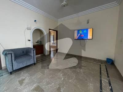 EXCELLENT 5 BED BUNGALOW WITH BASEMENT