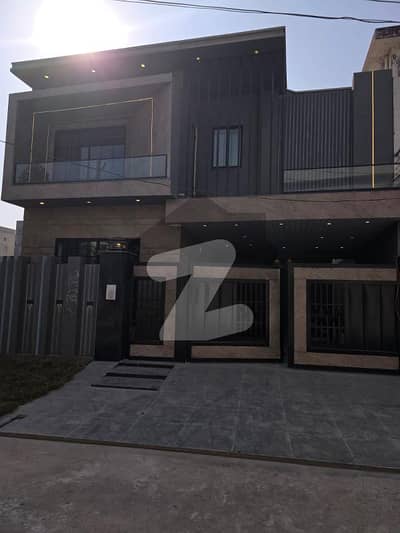 Well-constructed Brand New House Available For sale In Wapda Town Phase 2 - Block Q