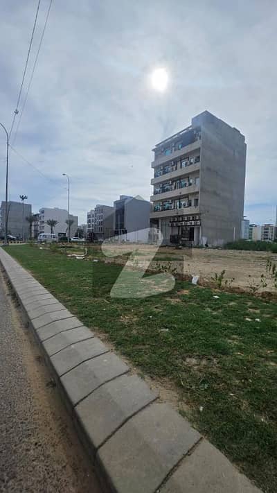 ڈی ایچ اے فیز 8 ڈی ایچ اے ڈیفینس,کراچی میں 1 کنال کمرشل پلاٹ 17.5 ارب میں برائے فروخت۔
