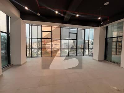 آئی ۔ 8 مرکز آئی ۔ 8,اسلام آباد میں 4 مرلہ Studio دفتر 3.5 لاکھ میں کرایہ پر دستیاب ہے۔