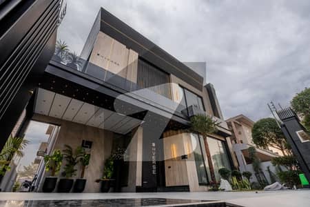 ڈی ایچ اے فیز 6 ڈیفنس (ڈی ایچ اے),لاہور میں 6 کمروں کا 1 کنال مکان 24.5 کروڑ میں برائے فروخت۔