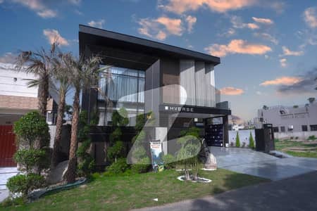 1-Kanal Dream House Facing 70 Ft Road | Spacious & Stylish