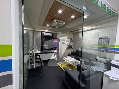 ایف ۔ 7 مرکز ایف ۔ 7,اسلام آباد میں 4 مرلہ Studio دفتر 3.75 لاکھ میں کرایہ پر دستیاب ہے۔