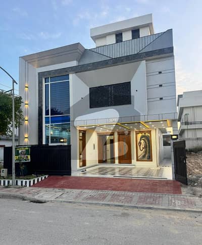 Park face 10 Marla House for Sale