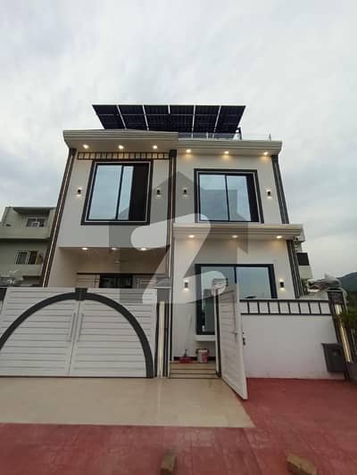 Beautiful 4.4 Marla Double Unit House For Sale with 4 marla extra land In Sector D-12/4