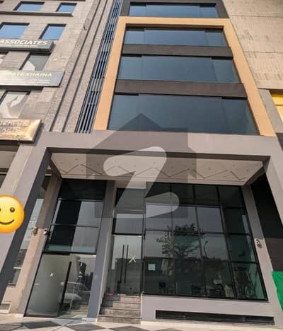 4 Marla Commercial 1st floor Available for rent in phase 6 on prime location