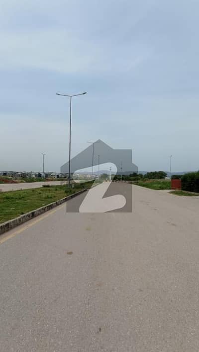 جی ۔ 14/4 جی ۔ 14,اسلام آباد میں 1 کنال رہائشی پلاٹ 7.7 کروڑ میں برائے فروخت۔