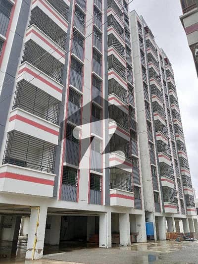 Corner 2 bed dd ready to move