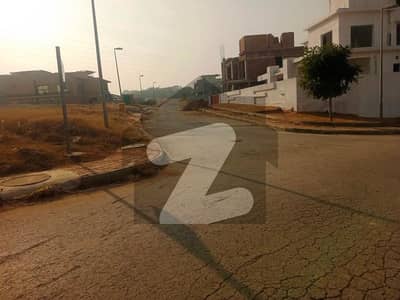 1 Kanal Residential Plot In Bahria Hamlet