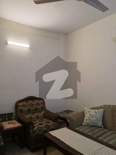 گلستانِِ جوہر ۔ بلاک 15 گلستانِ جوہر,کراچی میں 3 کمروں کا 6 مرلہ فلیٹ 1.9 کروڑ میں برائے فروخت۔