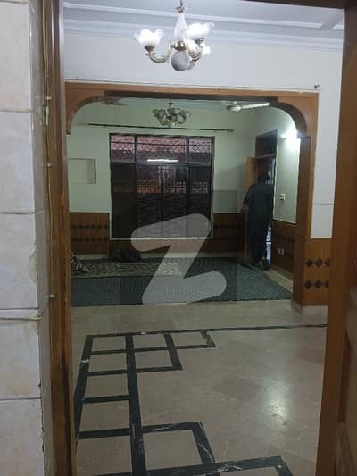 جی ۔ 11/1 جی ۔ 11,اسلام آباد میں 3 کمروں کا 5 مرلہ مکان 4.2 کروڑ میں برائے فروخت۔