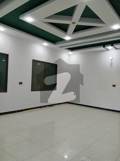 گلستانِِ جوہر ۔ بلاک 4 گلستانِ جوہر,کراچی میں 6 کمروں کا 10 مرلہ مکان 7.5 کروڑ میں برائے فروخت۔