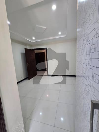 بحریہ بزنس ڈسٹرکٹ بحریہ ٹاؤن فیز 8,بحریہ ٹاؤن راولپنڈی,راولپنڈی میں 1 مرلہ Studio کمرہ 12.0 ہزار میں کرایہ پر دستیاب ہے۔