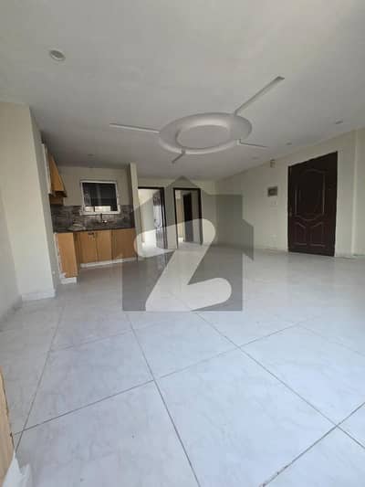 بحریہ بزنس ڈسٹرکٹ بحریہ ٹاؤن فیز 8,بحریہ ٹاؤن راولپنڈی,راولپنڈی میں 2 کمروں کا 4 مرلہ فلیٹ 32.0 ہزار میں کرایہ پر دستیاب ہے۔