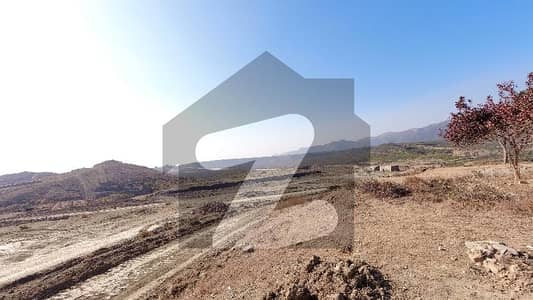 سی سوالہ اسلام آباد میں 1 کنال رہائشی پلاٹ 1.95 کروڑ میں برائے فروخت۔