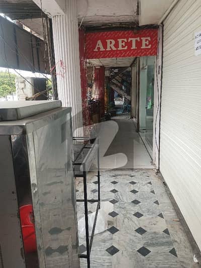 G11 Markaz Prime Location , Business Hub Ground Floor Shop 11*66 Complete Hall Available For Rent For any Brand , Pharmacy, Pizza , Bouteeq Suitable for All kind of Business  Rent 4 lac