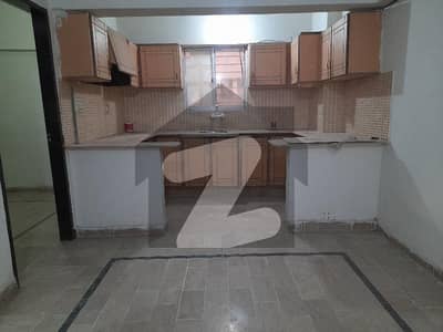 2 bed lounge flat in johar