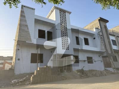 پاک آئیڈل کوآپریٹو ہاؤسنگ سوسائٹی کراچی میں 6 کمروں کا 7 مرلہ مکان 5.0 کروڑ میں برائے فروخت۔