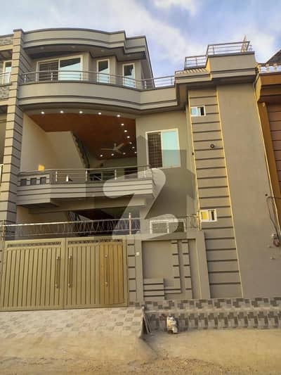 آفیسر کالونی میسرائل روڈ,راولپنڈی میں 4 کمروں کا 6 مرلہ مکان 2.6 کروڑ میں برائے فروخت۔