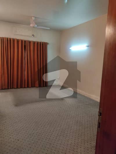 Fair-Priced Prime Location 666 Square Yards House Available In PECHS Block 6